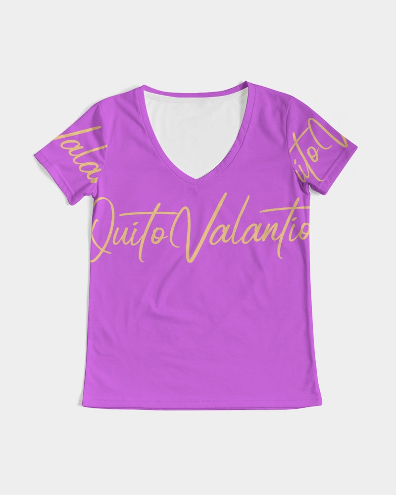QuitoValantio!"passionate"collection Women's V-Neck Tee