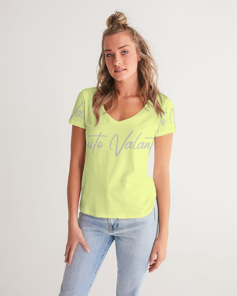 Quito Valantio "Soft tones"(2) edition Women's V-Neck Tee