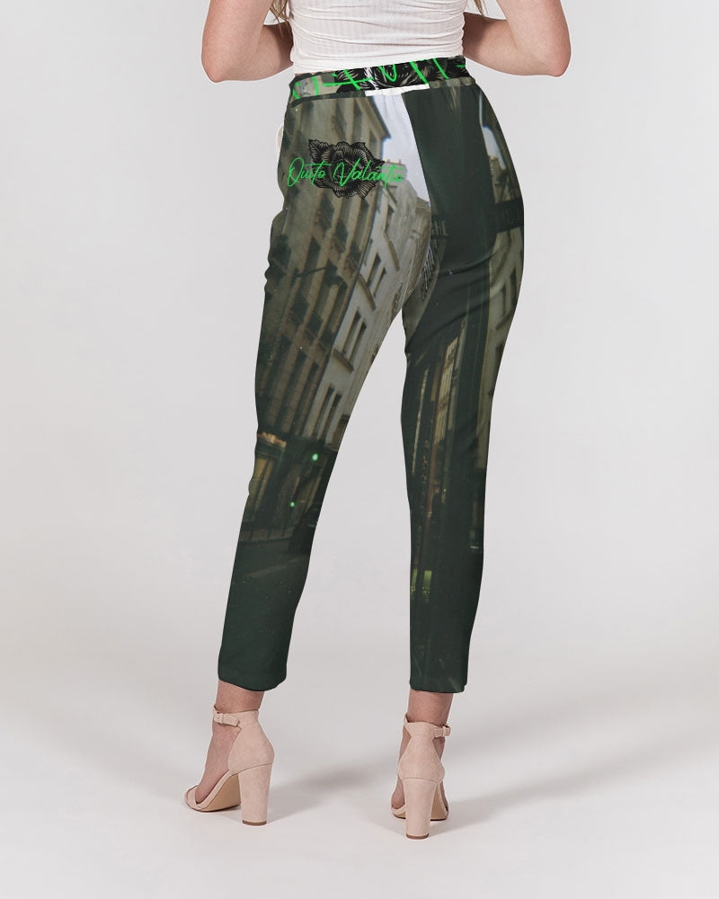 QuitoValantio!A Taste of Paris€2 Women's Belted Tapered Pants