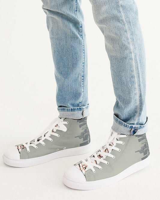 QuitoValantio!"A Taste of Losangeles"#3edition. Men's Hightop Canvas Shoe